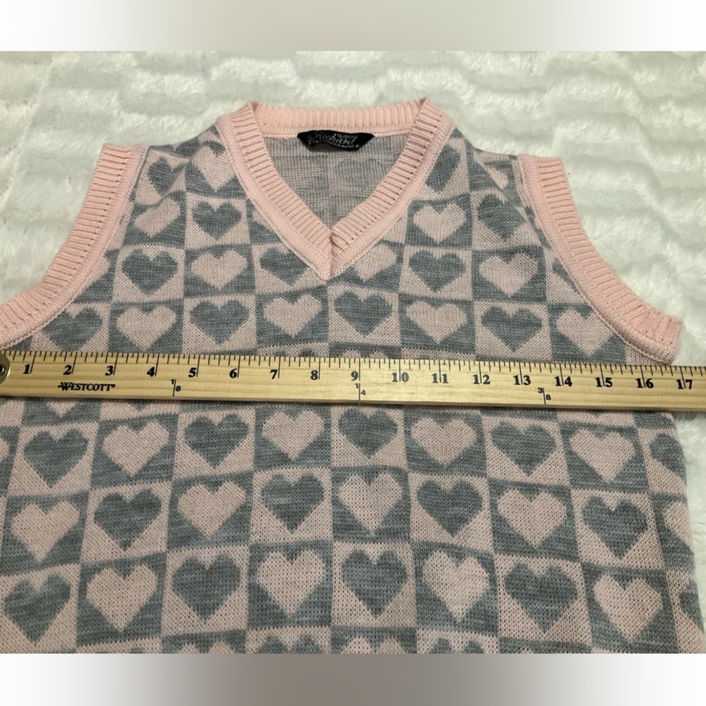 Trejidos Richard Women’s Size‎ S Sweater Vest Pink/Gray Heart Design - Picture 7 of 9